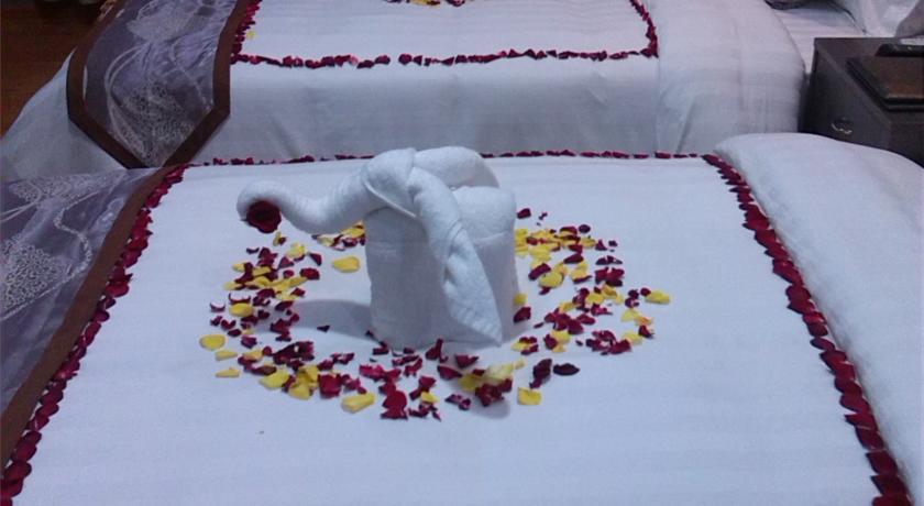 Wilson Hotel Mandalay Esterno foto