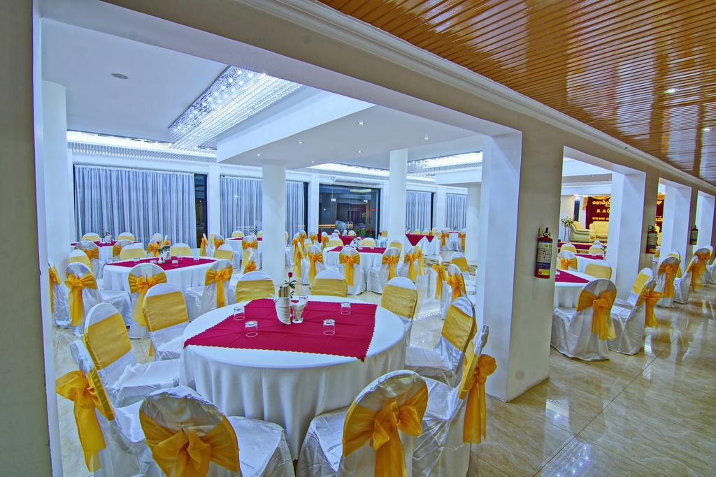 Wilson Hotel Mandalay Esterno foto