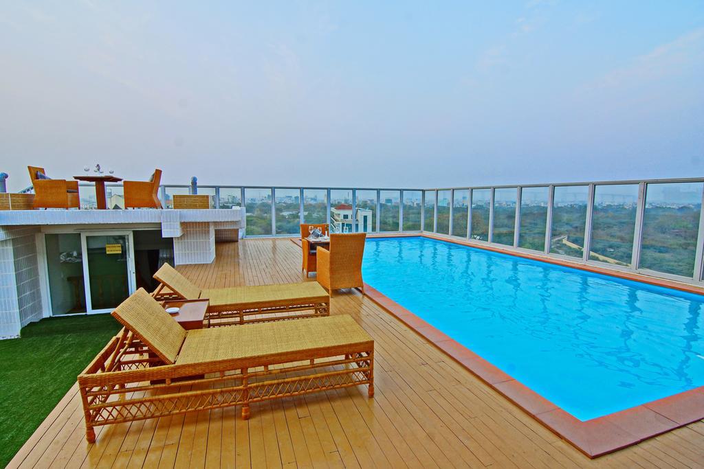 Wilson Hotel Mandalay Esterno foto