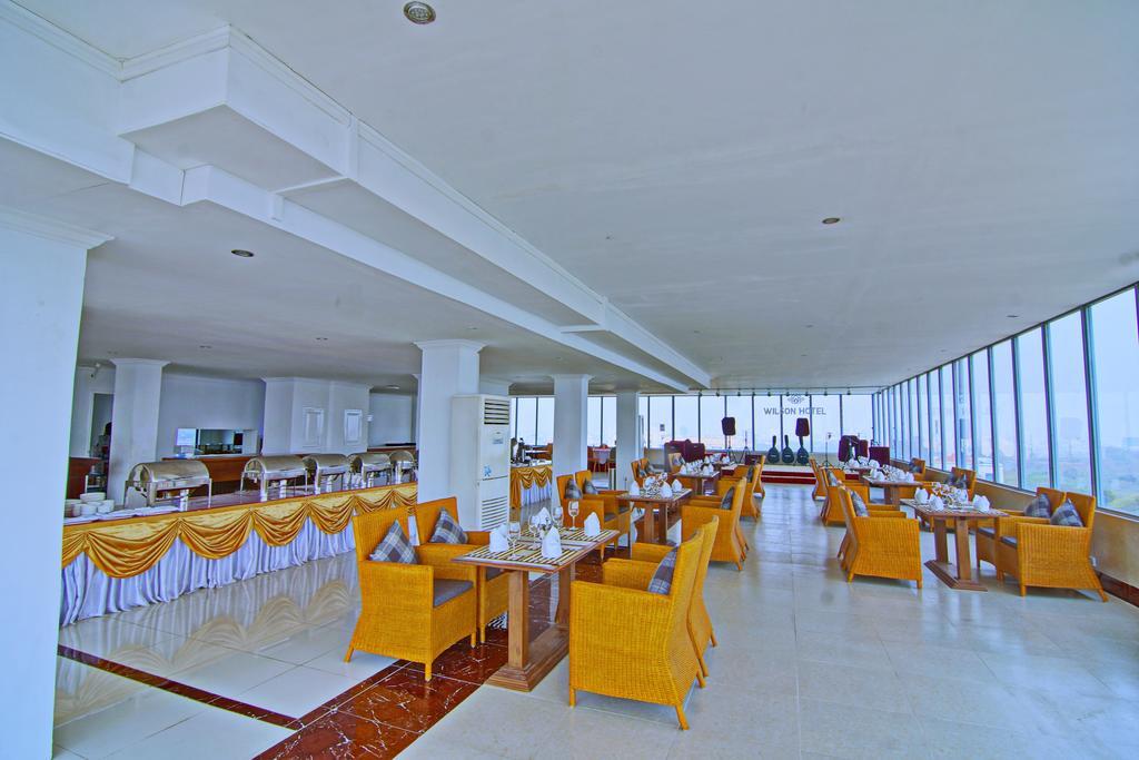Wilson Hotel Mandalay Esterno foto