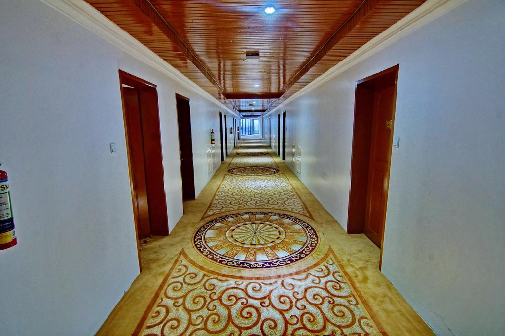 Wilson Hotel Mandalay Esterno foto