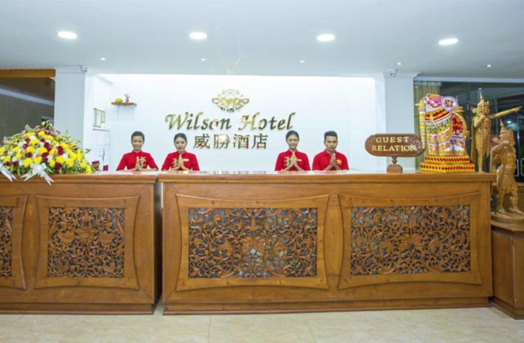 Wilson Hotel Mandalay Esterno foto